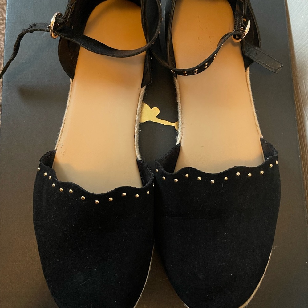LC LAUREN CONRAD FLATS